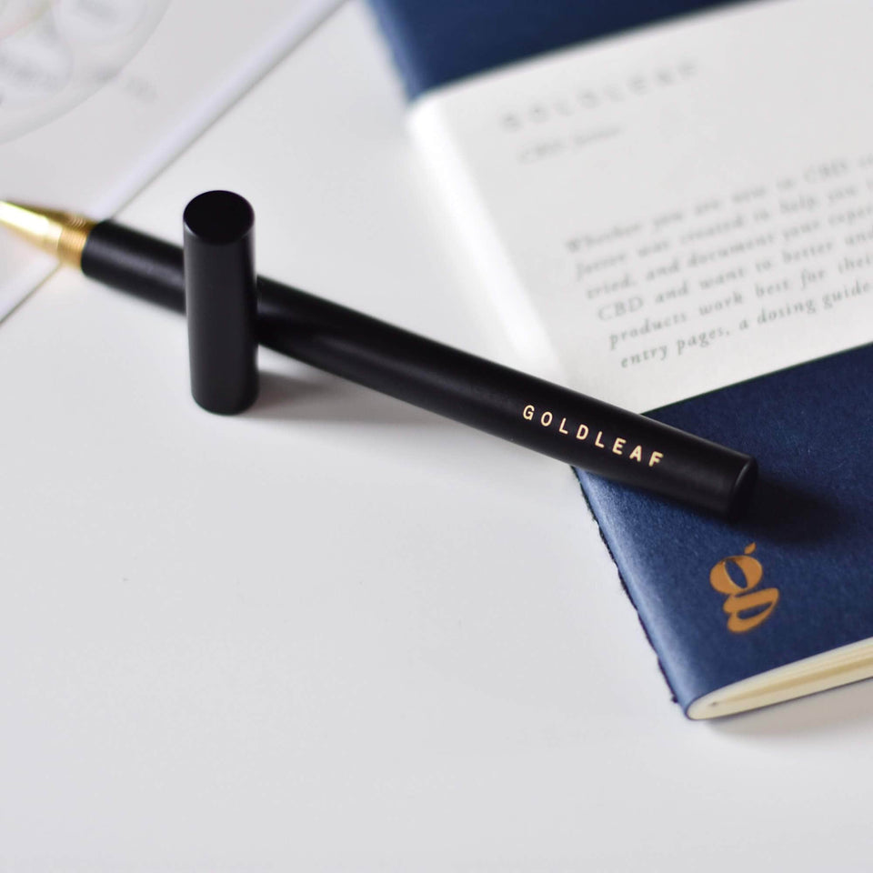 The Black Lab Pen - Brass Minimalist Pen - Rollerball - Black Ink - Goldleaf